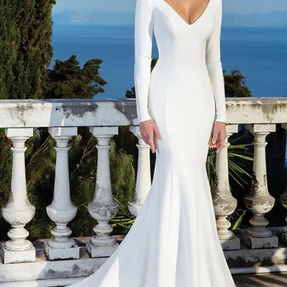 Wedding gowns 4 dresses, New with tags!